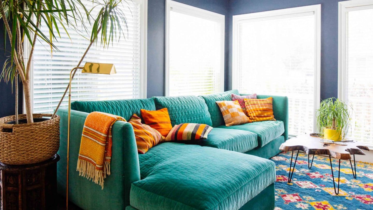 HOW VIVID HUES IN YOUR HOME CAN LIFT YOUR MOOD