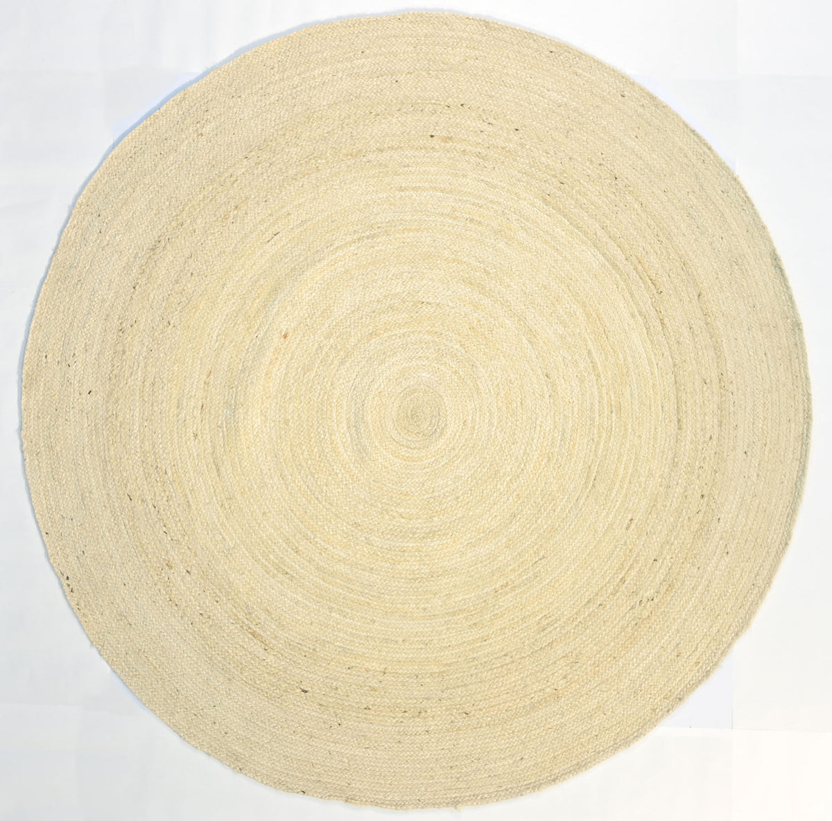 Jute rugs in white.