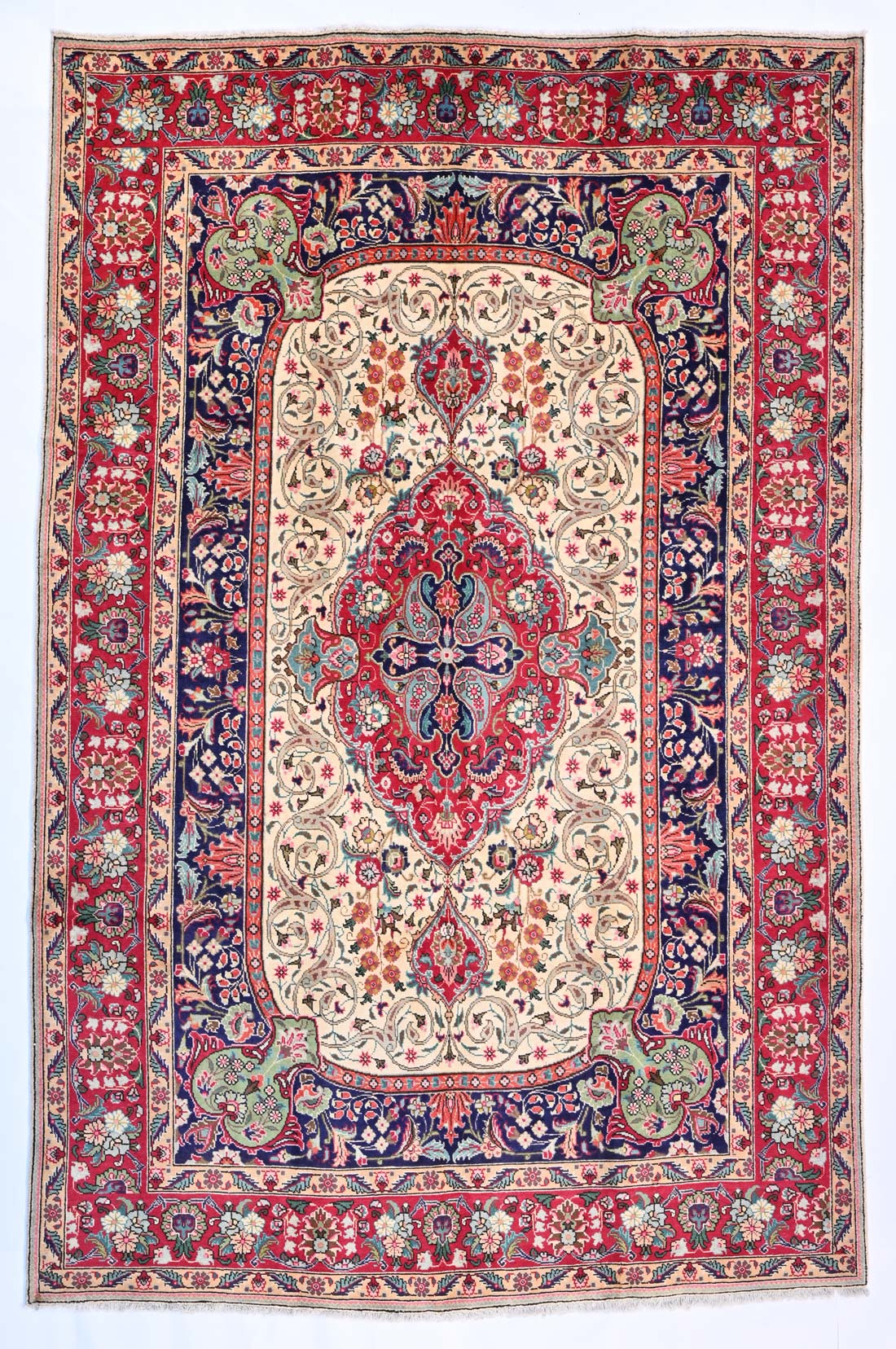 A classic carpet in Tabriz design, No. 164371-200x310