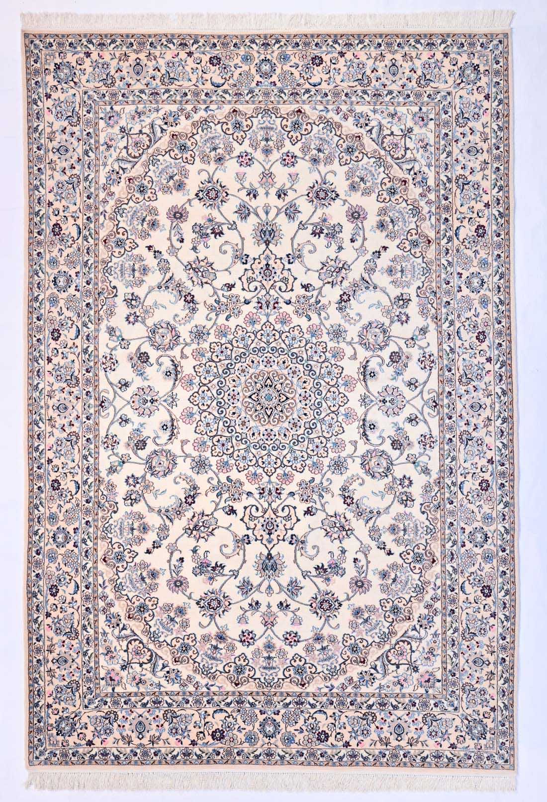 A classic Nain Persian design carpet, No. 171525-305x205cm