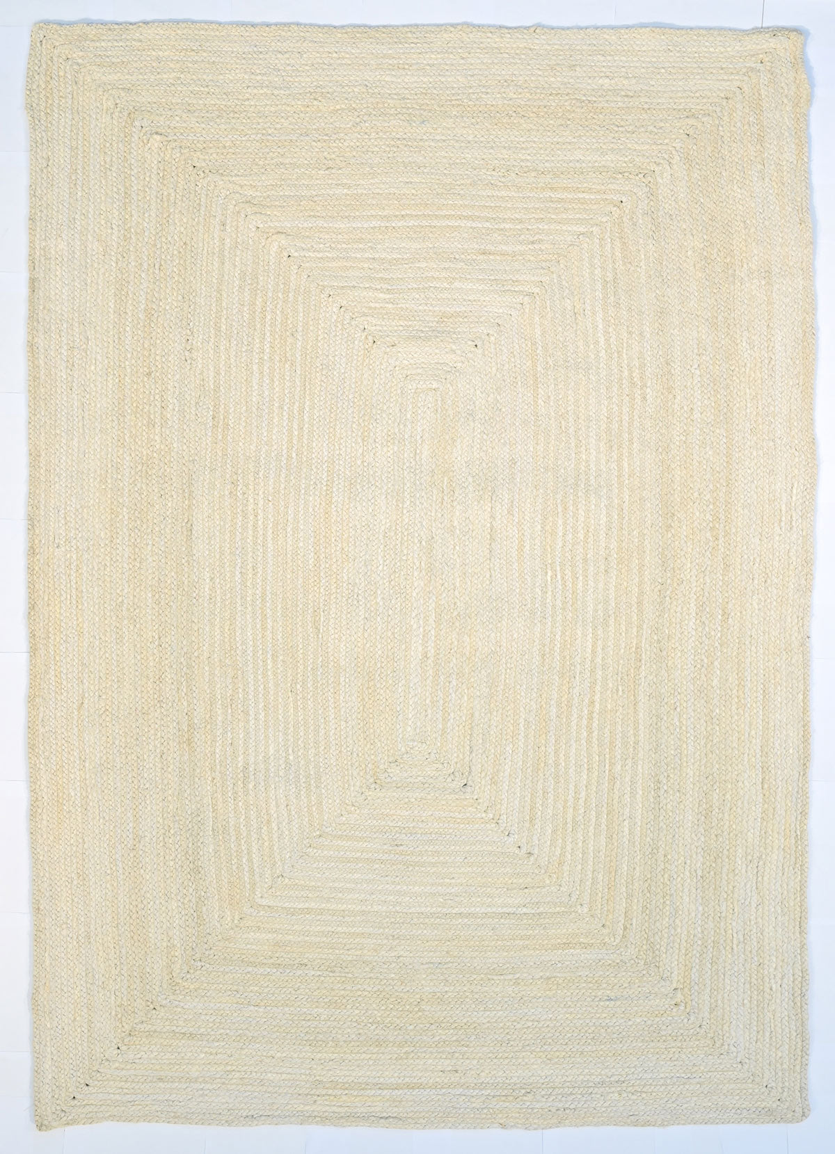 Jute rugs in white.