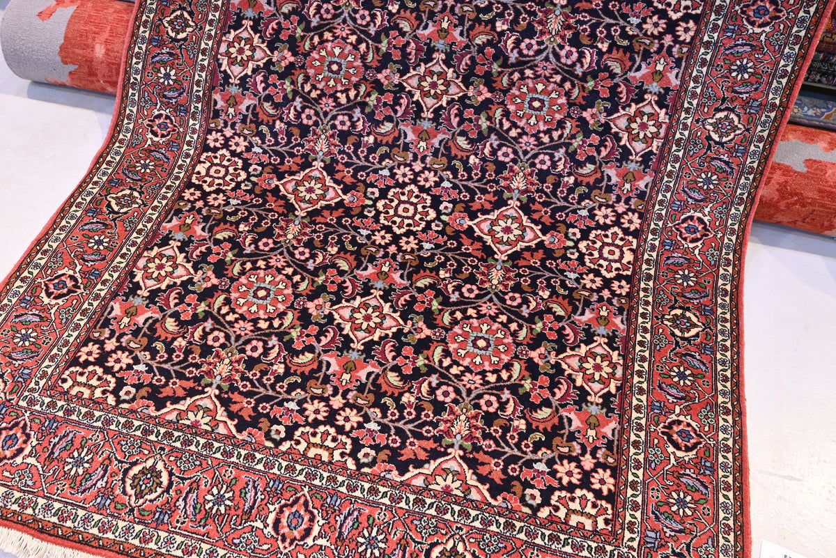 A Bijar design &quot;Iron&quot; Carpet Number 72617 (141x217cm)