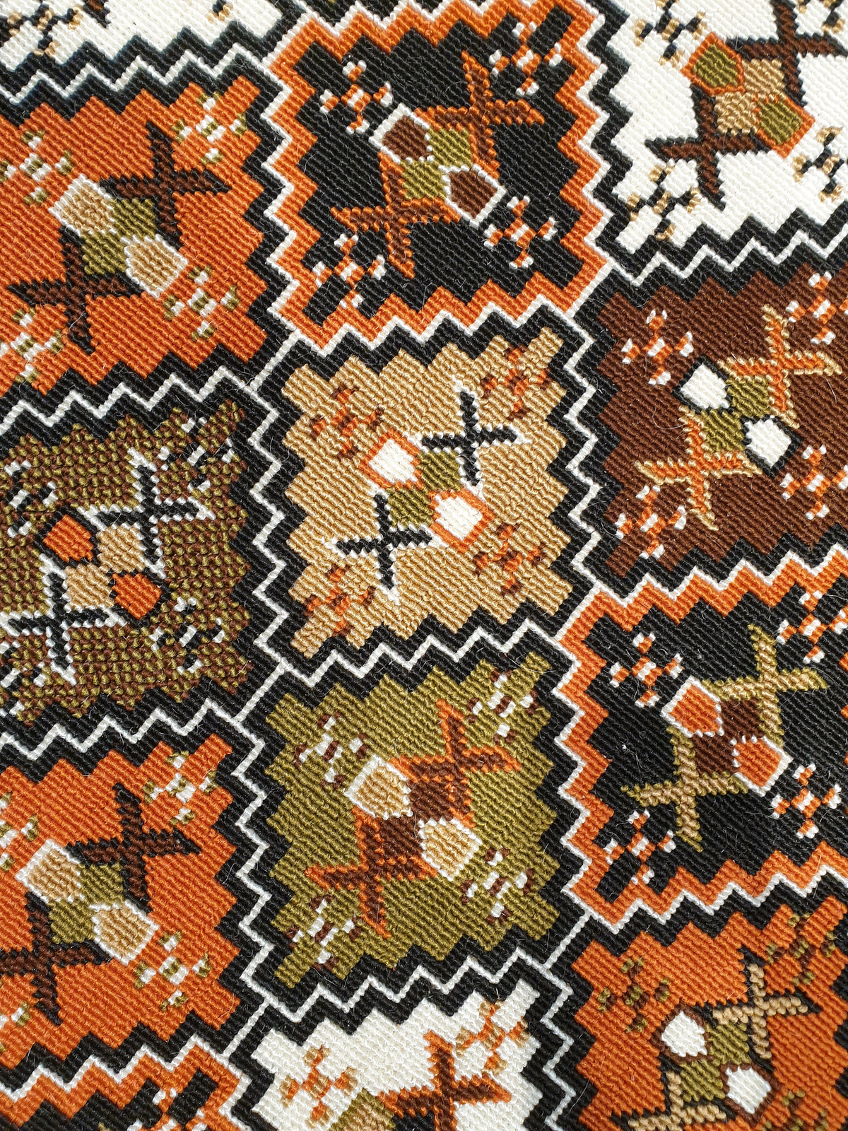 Libra, a rug in nomadic design