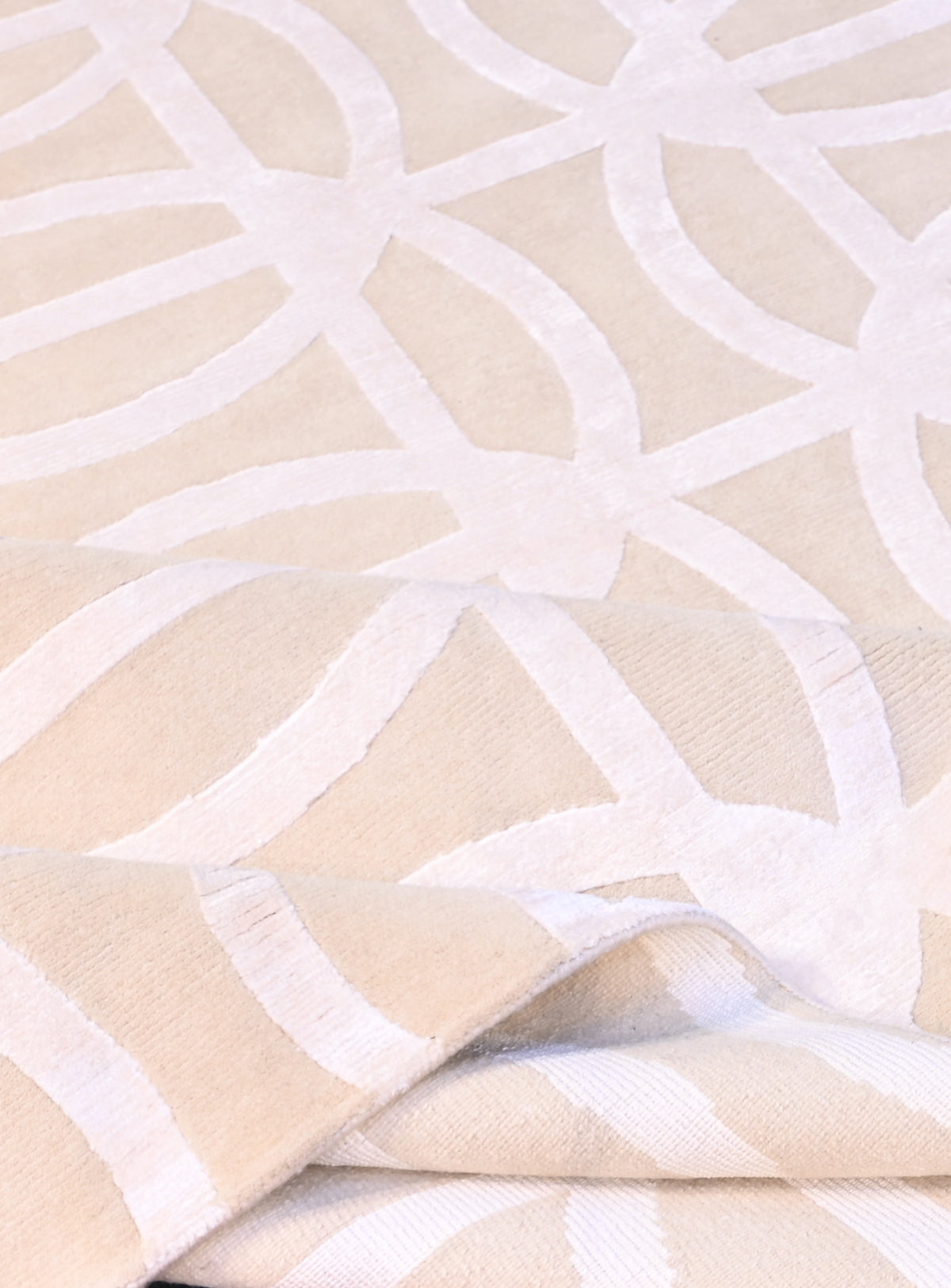 A modern Nepalese rug Number 850241 306x249cm