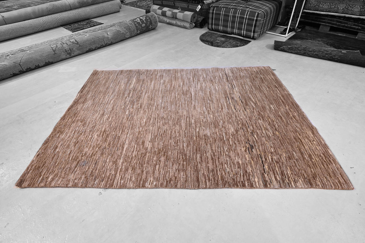 A Gabbeh Nomadic Rug. Number 157800 160x218cm