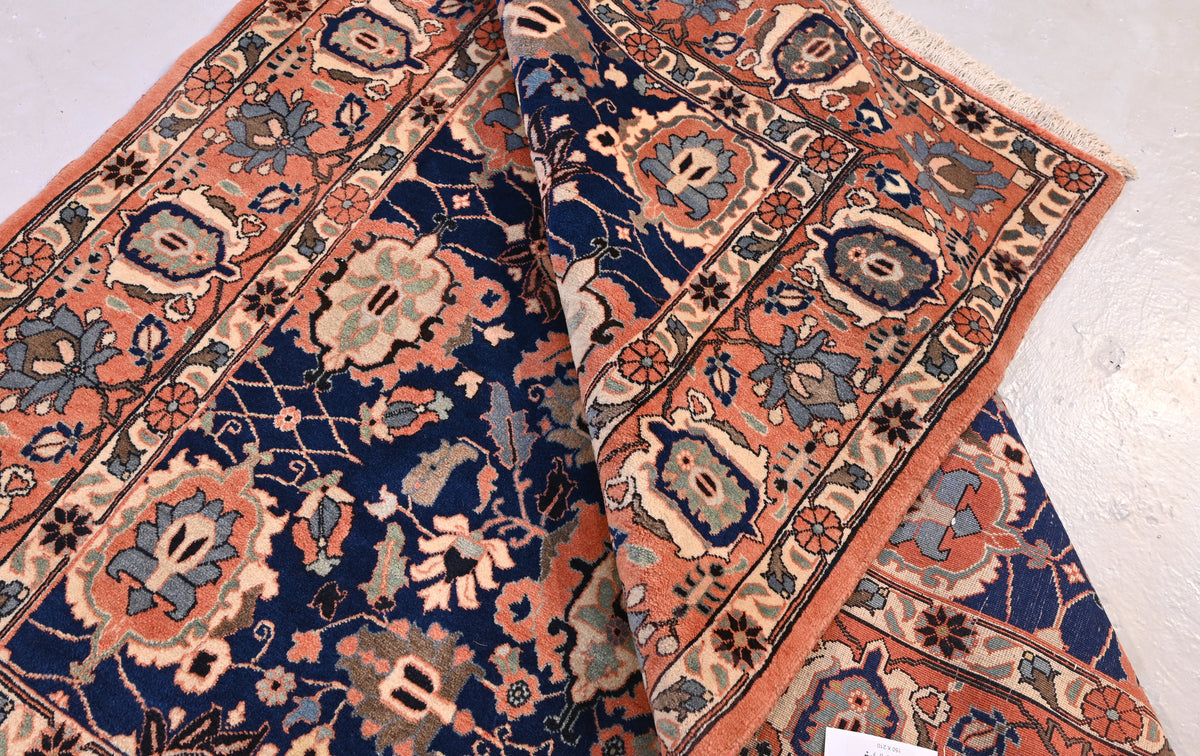 A Varamin rug, number 58307