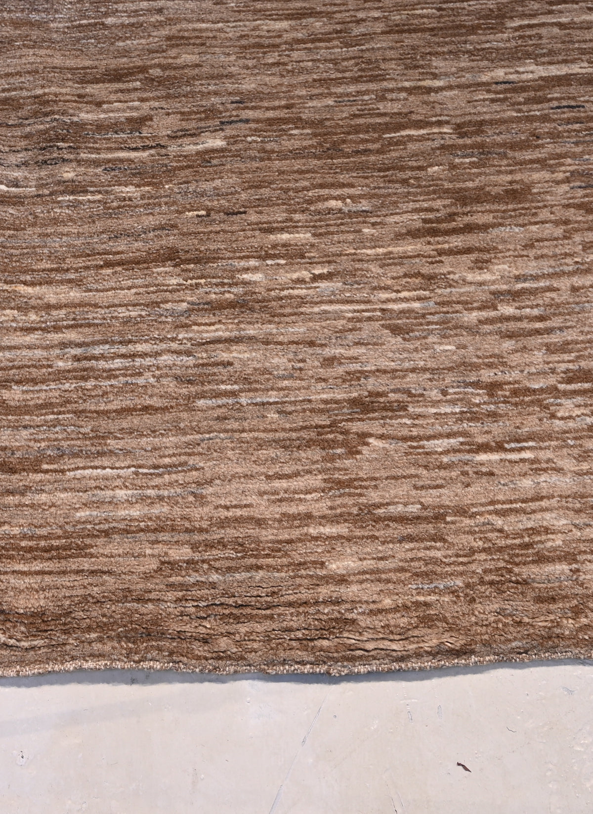 A Gabbeh Nomadic Rug. Number 157800 160x218cm