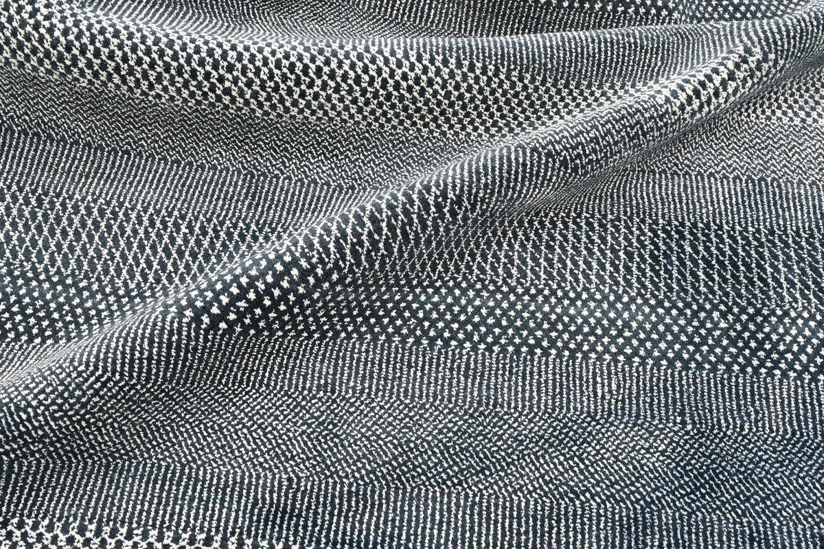 Deep sea; A modern rug. (GRS-66-10)