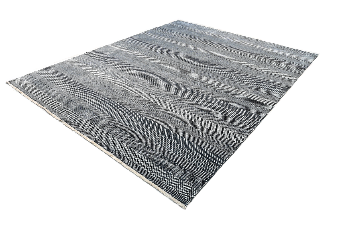 Deep sea; A modern rug. (GRS-66-10)