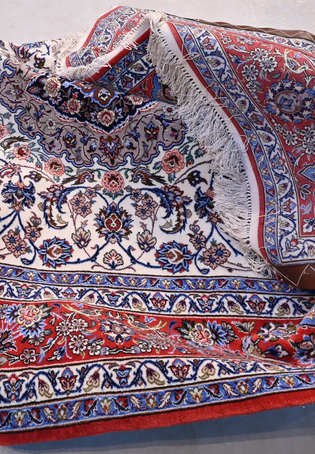 A very Fine Isfahan classic carpet  no. 51252