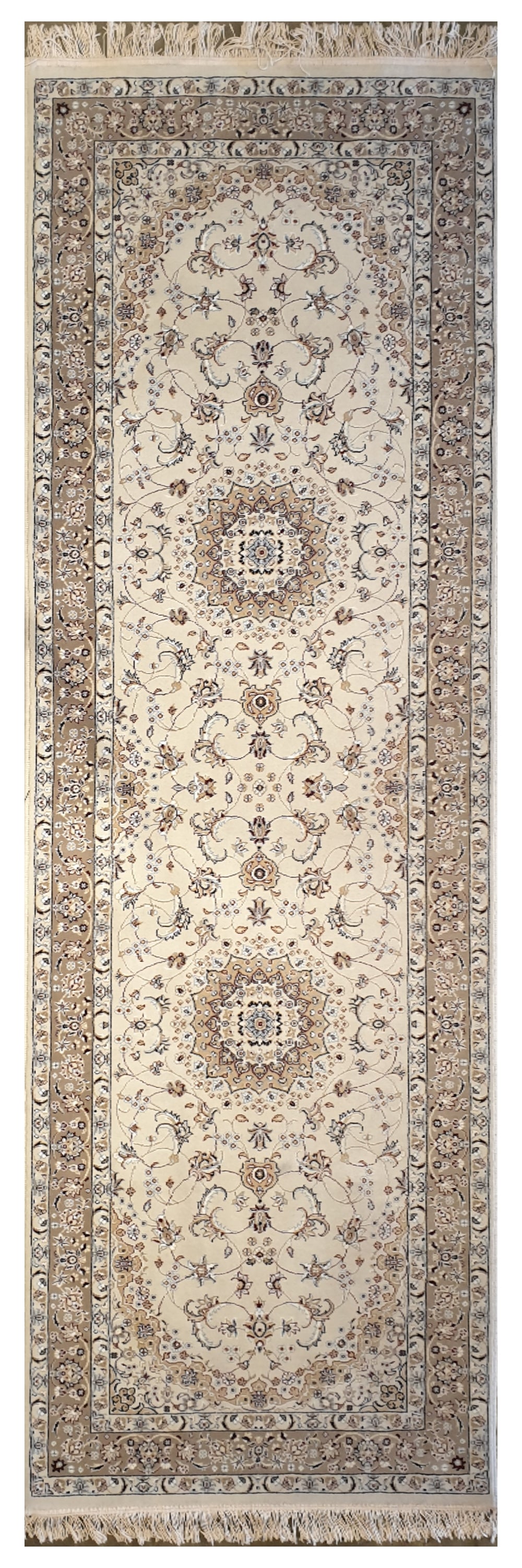 Garden Basin, A runner.